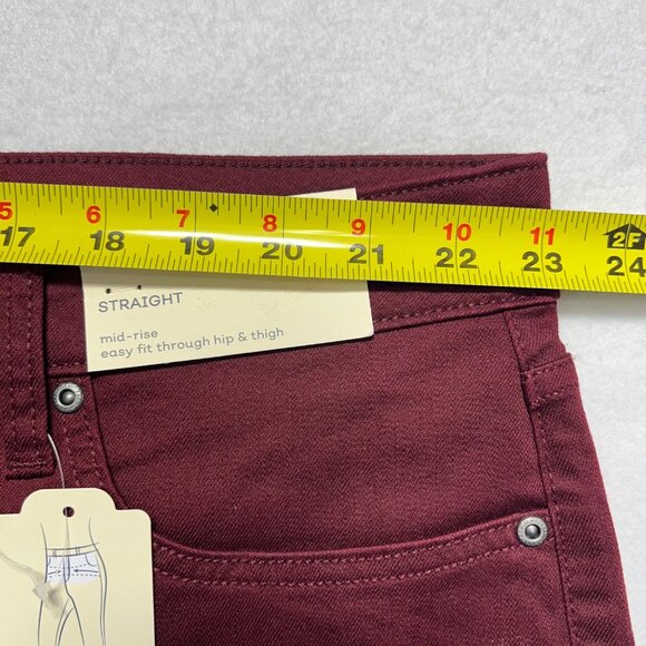 NWT St. John's Bay Women's Stretch Straight Mid Rise Burgundy Jeans Plus Sz 24W - Picture 8 of 11